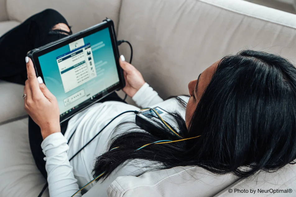 Online NeurOptimal training